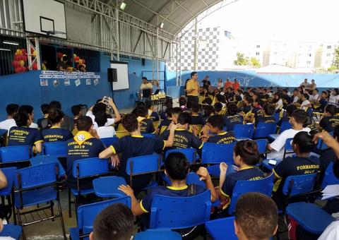 Prefeitura de Manaus firma parceira com IEL para beneficiar 345 alunos