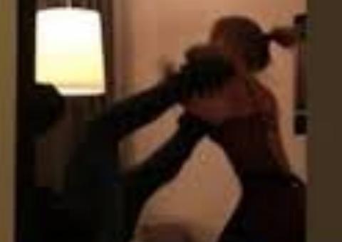 Após tablet roubado de Najila, internautas provocam: 'ladrão, libera o vídeo'