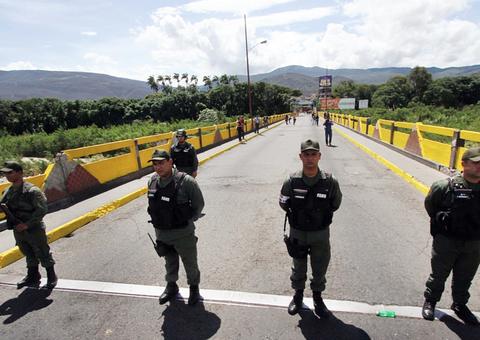 Maduro manda reabrir hoje fronteira com a Colômbia