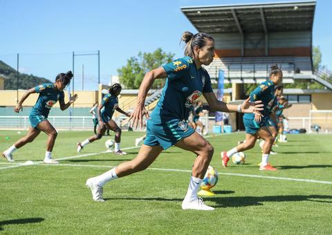 Copa do Mundo Feminina: Brasil vai a campo neste domingo sem Marta