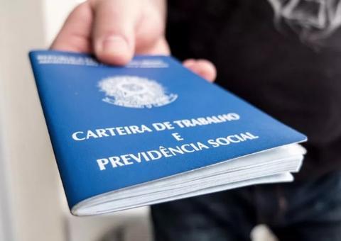 Manaus tem 79 oportunidades de emprego do nível fundamental ao superior nesta segunda