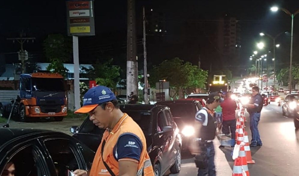 Detran flagra mais de 40 condutores dirigindo embriagados no fim de semana em Manaus