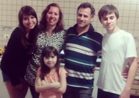 Irmã de ator de Chiquititas se pronuncia pela primeira vez após perda