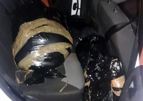 Homem é preso carregando quatro corpos esquartejados dentro de carro