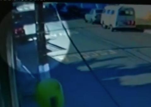 Vídeo mostra momento em que ator e seus pais são mortos a tiros por sogro