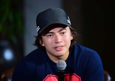 Irmão de Whindersson Nunes é esfaqueado durante assalto