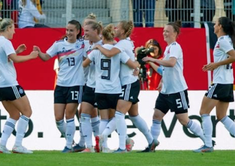 Segunda rodada da Copa do Mundo Feminina começa com duelo de favoritas