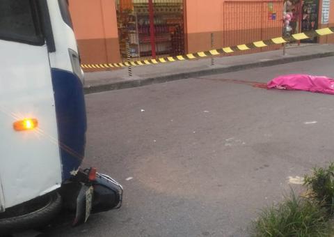 Motociclista morre em grave acidente em rua de Manaus