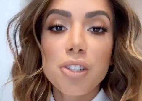   Anitta comenta rumores de gravidez: 'todo mundo perguntando'