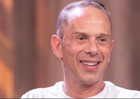 Rafael Ilha mostra antes e depois de botox e harmonização facial