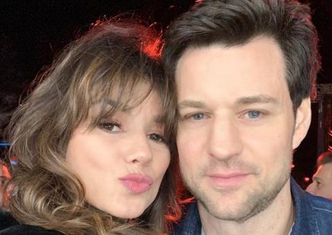 Um mês após separação, Paula Fernandes engata namoro com empresário