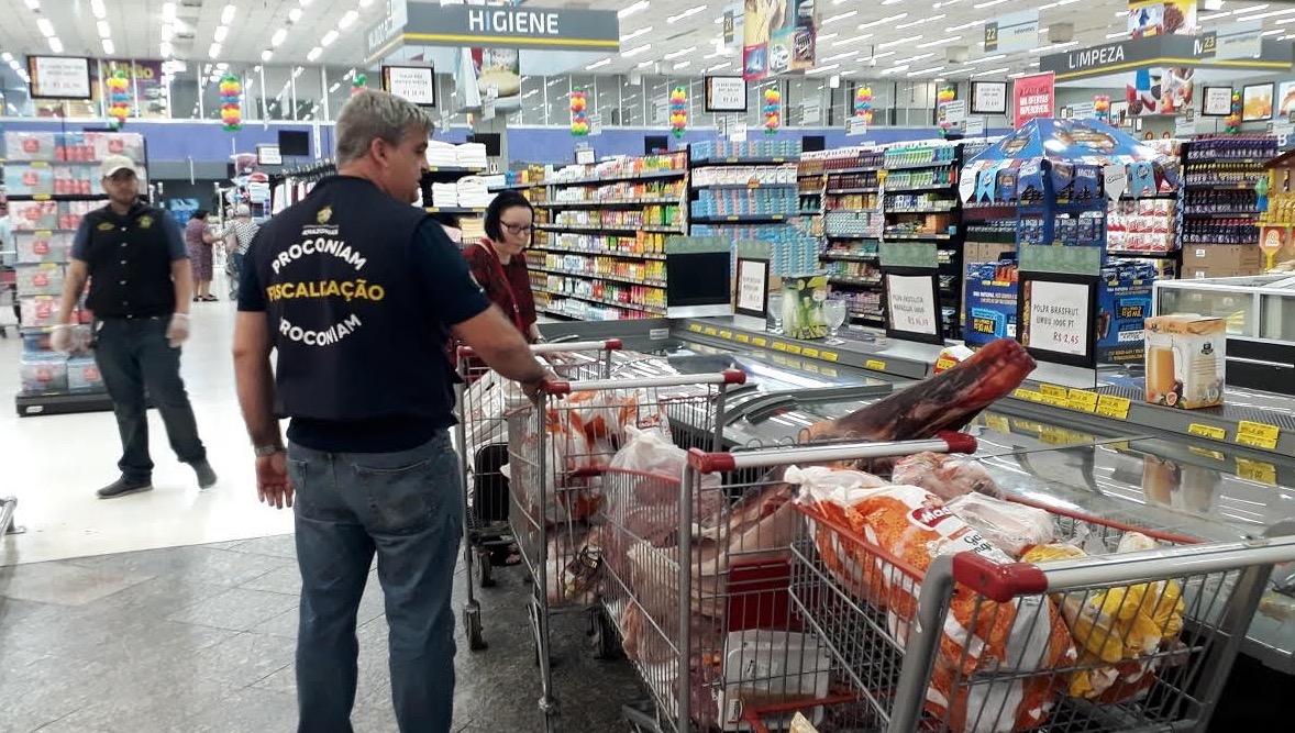Saiba quantos quilos de carnes estragadas foram apreendidas no DB em Manaus