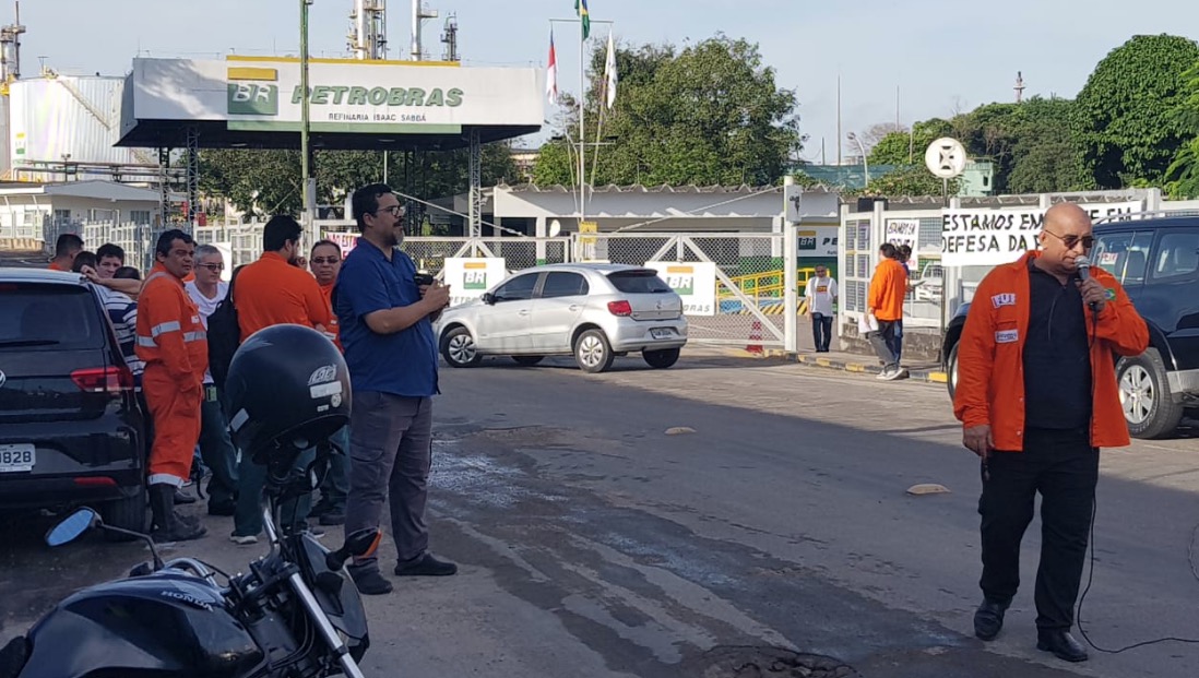 Petroleiros do Amazonas aderem a greve nacional contra reforma da Previdência