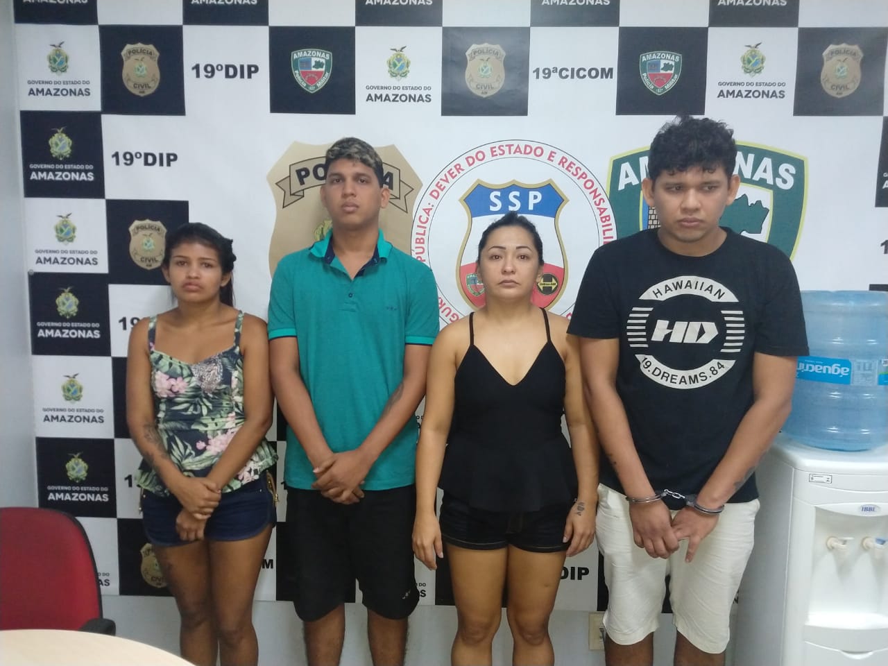 Grupo suspeito de tentar matar jovem a tiros  é preso em Manaus 