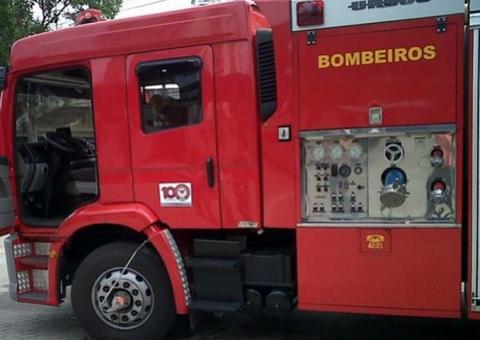Pintor tem mal súbito em telhado e é resgatado por bombeiros em Manaus 