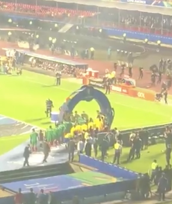 Luzes, fogos e muita cor marcam cerimônia de abertura da Copa América