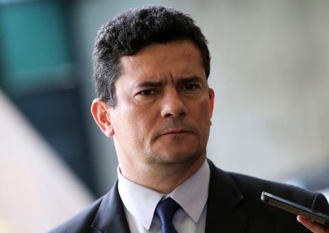 Em novos vazamentos, Moro sugere a procuradores nota contra defesa de Lula