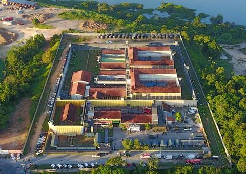 Detento é flagrado com celular escondido no ânus em presídio no Amazonas 