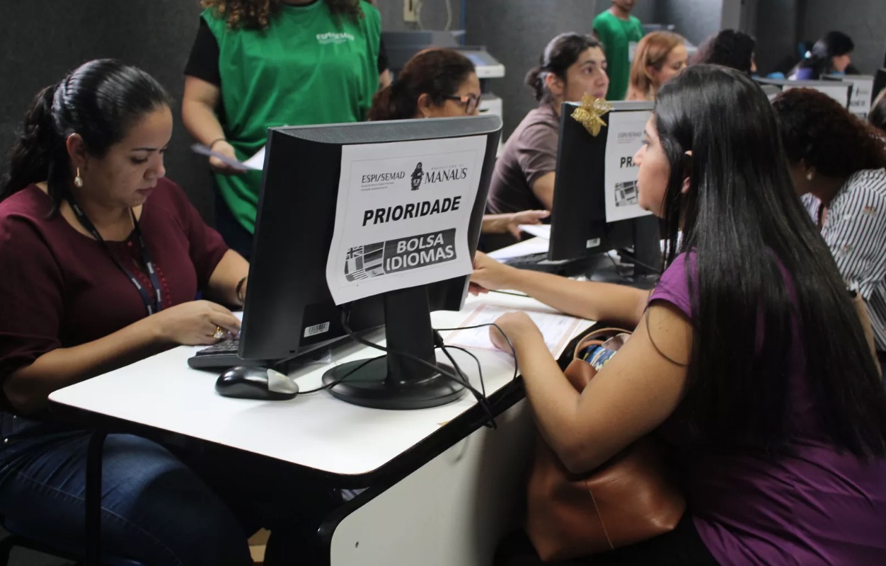 Prazo de inscrições para o Bolsa Idiomas se encerra neste domingo em Manaus 