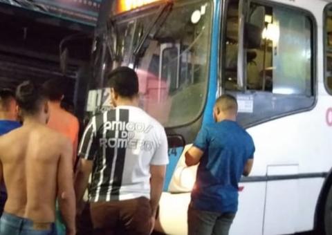 Idoso fica ferido ao ser atropelado em avenida de Manaus