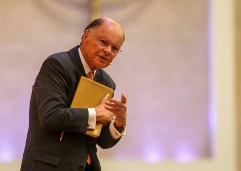 MPF dá aval ao passaporte diplomático de Edir Macedo