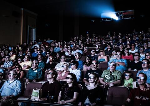 Professores da rede municipal participarão de sessões especiais gratuitas de cinema