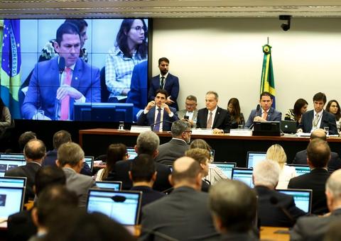 Previdência: parecer deve começar a ser discutido hoje na Câmara