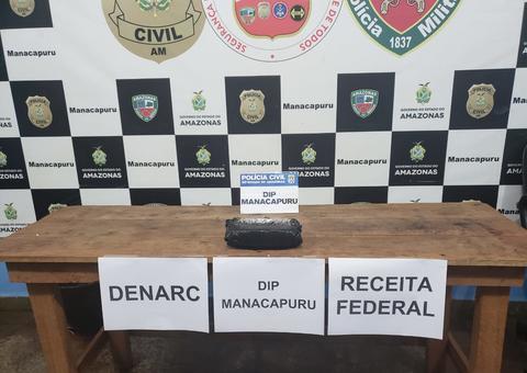 Polícia Civil e Receita Federal apreendem 1 kg droga dentro de embarcação em porto no Amazonas 