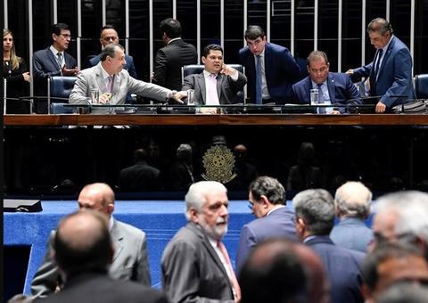Senado derruba decreto de Bolsonaro sobre armas; texto segue para Câmara