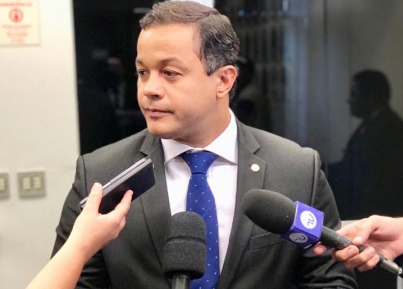 Câmara deve reverter decisão do Senado de derrubar decreto de armas, diz deputado