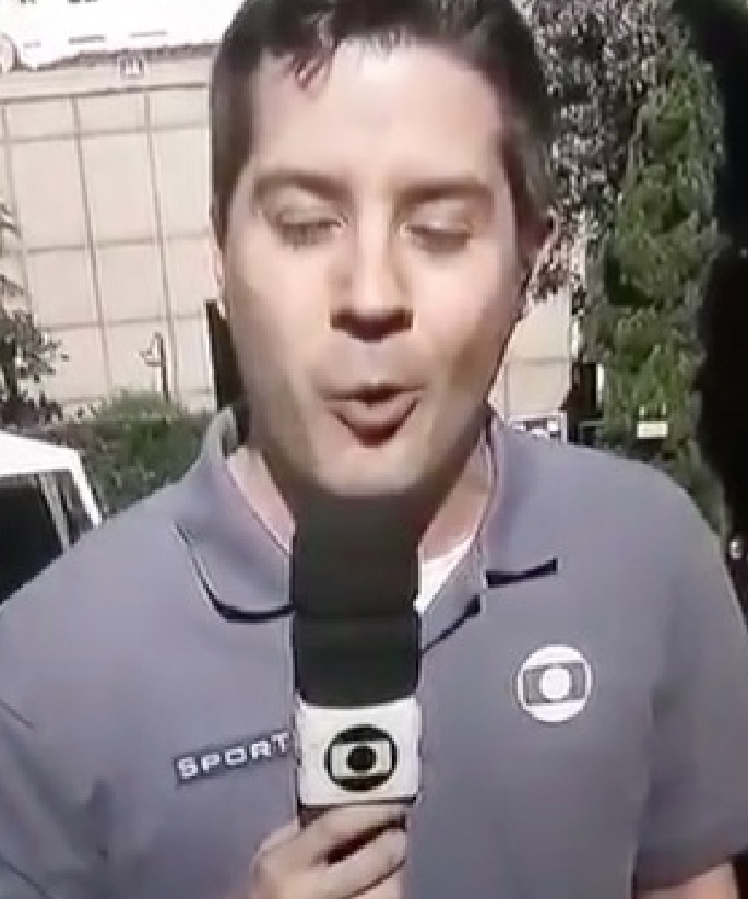 Abelha entra na boca de repórter da Globo ao vivo; assista