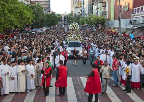 Missas e procissão marcam o Corpus Christi em Manaus
