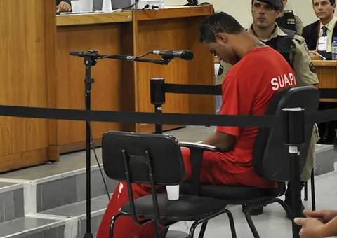 TJ de Minas nega recurso e mantém goleiro Bruno em regime fechado