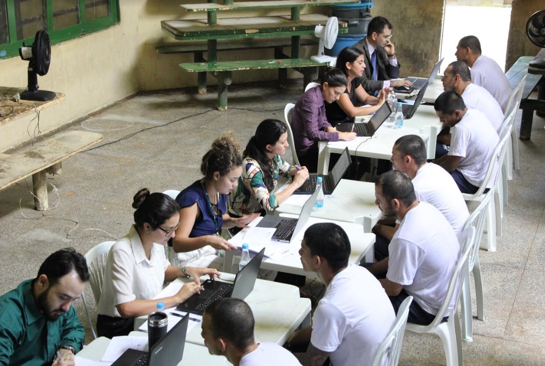 Mutirão da Defensoria Pública no Ipat atende quase 200 detentos