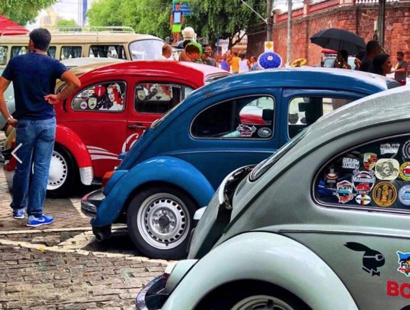Exposição no Largo São Sebastião comemora o Dia Mundial do Fusca 