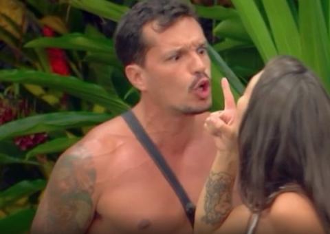 Participante do ‘De Férias com o Ex’ é expulso após dar cotovelada em mulher