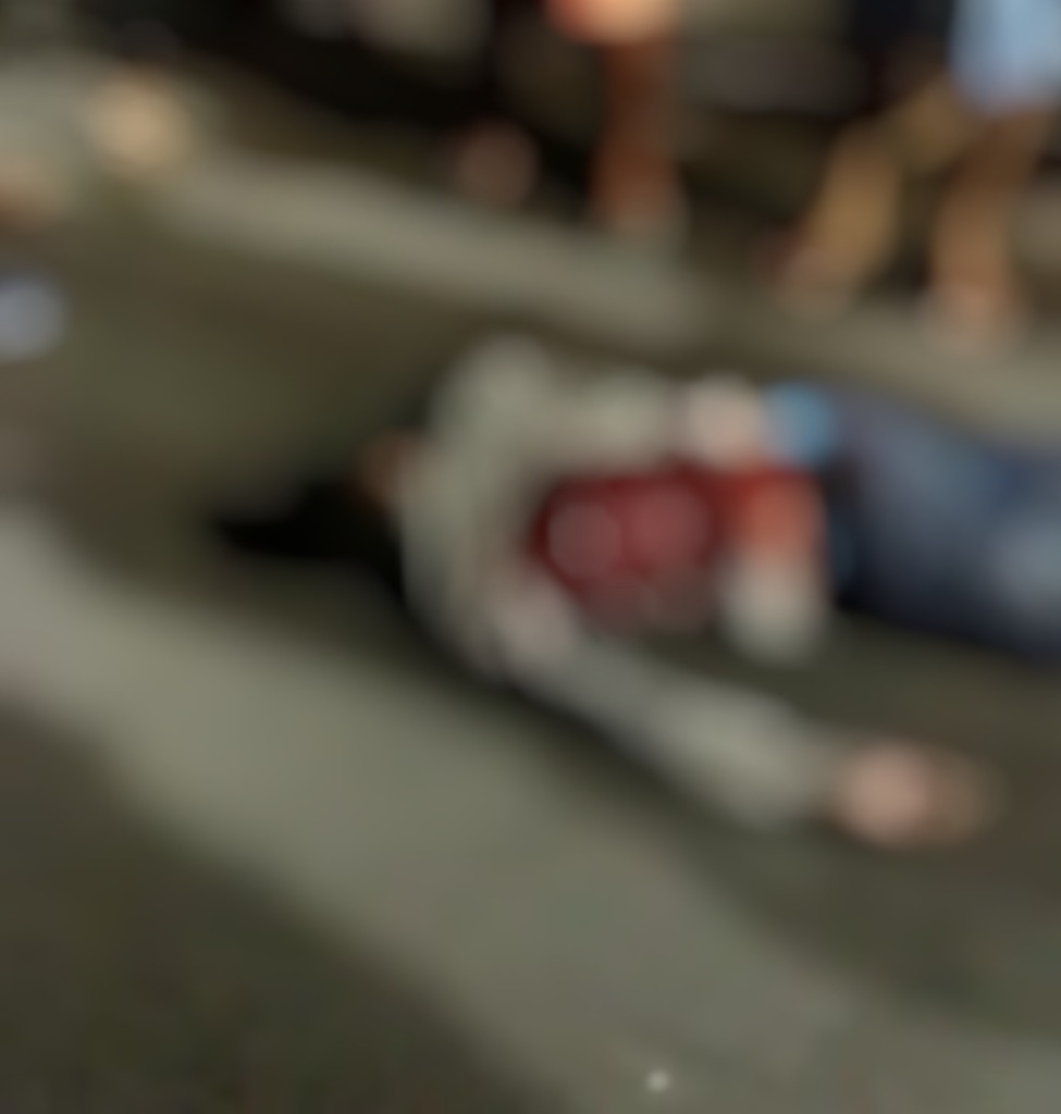 Homem é morto a tiros enquanto bebia com amigos no centro de Manaus 