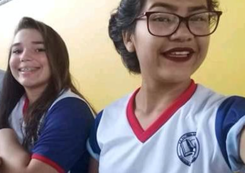 Amigas adolescentes saem para ir à escola e desaparecem em Manaus 