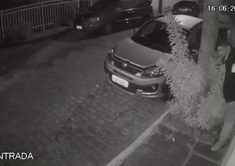 Imagens mostram movimentação na casa de deputada no dia em que pastor foi morto