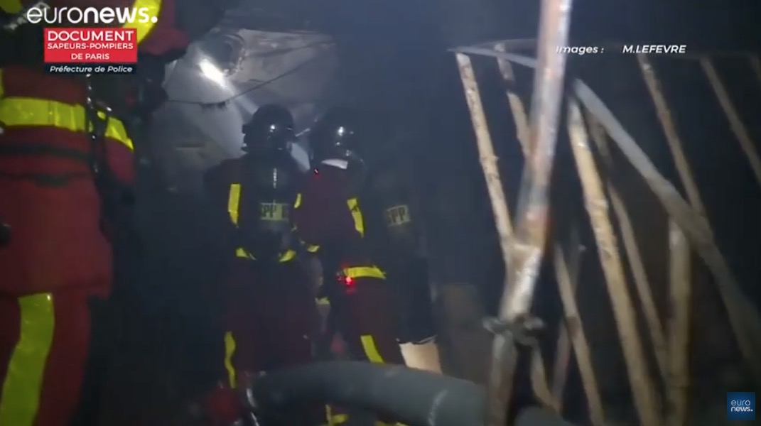 Incêndio em prédio de Paris deixa mortos e feridos