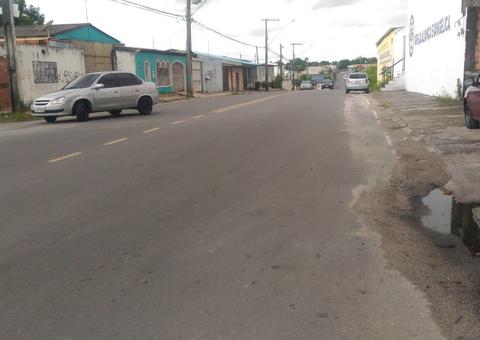 Populares confundem homem bêbado com cadáver e acionam a polícia em Manaus 