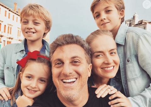  Filho de Luciano Huck sofre acidente de lancha, diz colunista 