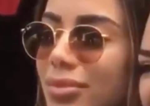  Anitta rebate críticas sobre fotos com cara ‘emburrada' ao lado de fãs 