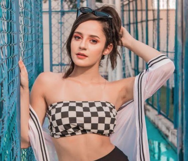 Marcella Bártholo estreia quatro musicais no Rio de Janeiro