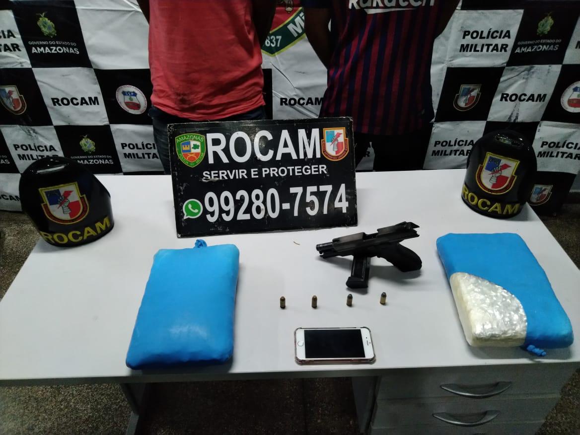 Dupla é presa com 2kg de drogas dentro de carro em Manaus 