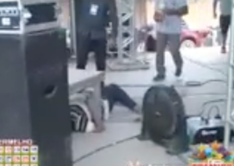 Vídeo: Homem passa mal e morre ao ganhar carro em sorteio 