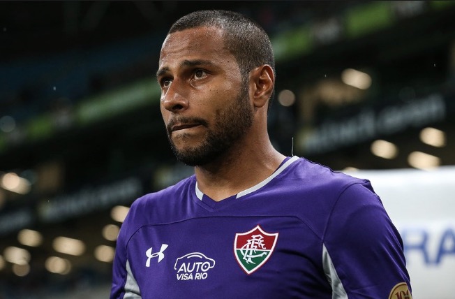 Goleiro do Fluminense é flagrado no doping por suspeita de uso de cocaína 