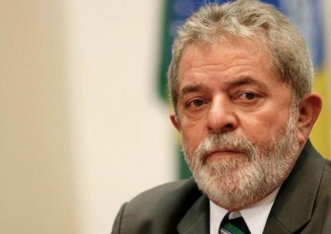 Por 3 a 2, Segunda Turma do STF decide manter Lula preso