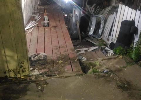 Jovem morre após ser arrastada por carro durante acidente em Manaus