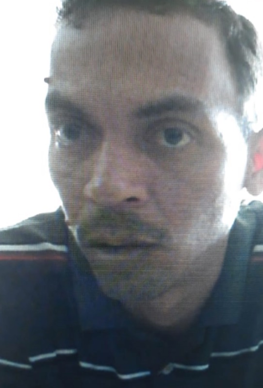 Homem sai para deixar filho na parada de ônibus e desaparece em Manaus